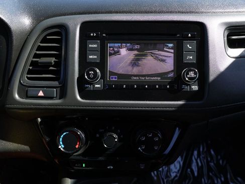 Used 2022 Honda HR-V LX image 30