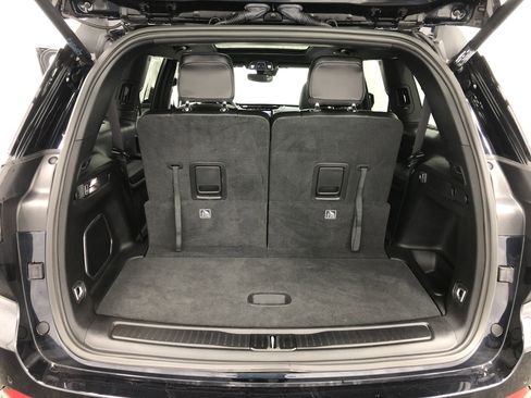 Certified 2024 Jeep Grand Cherokee L Limited w/ Trailer Tow Package AWD/4WD image 9