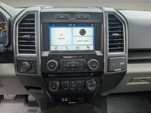 Used 2016 Ford F150 XLT w/ Equipment Group 302A Luxury AWD/4WD image 15