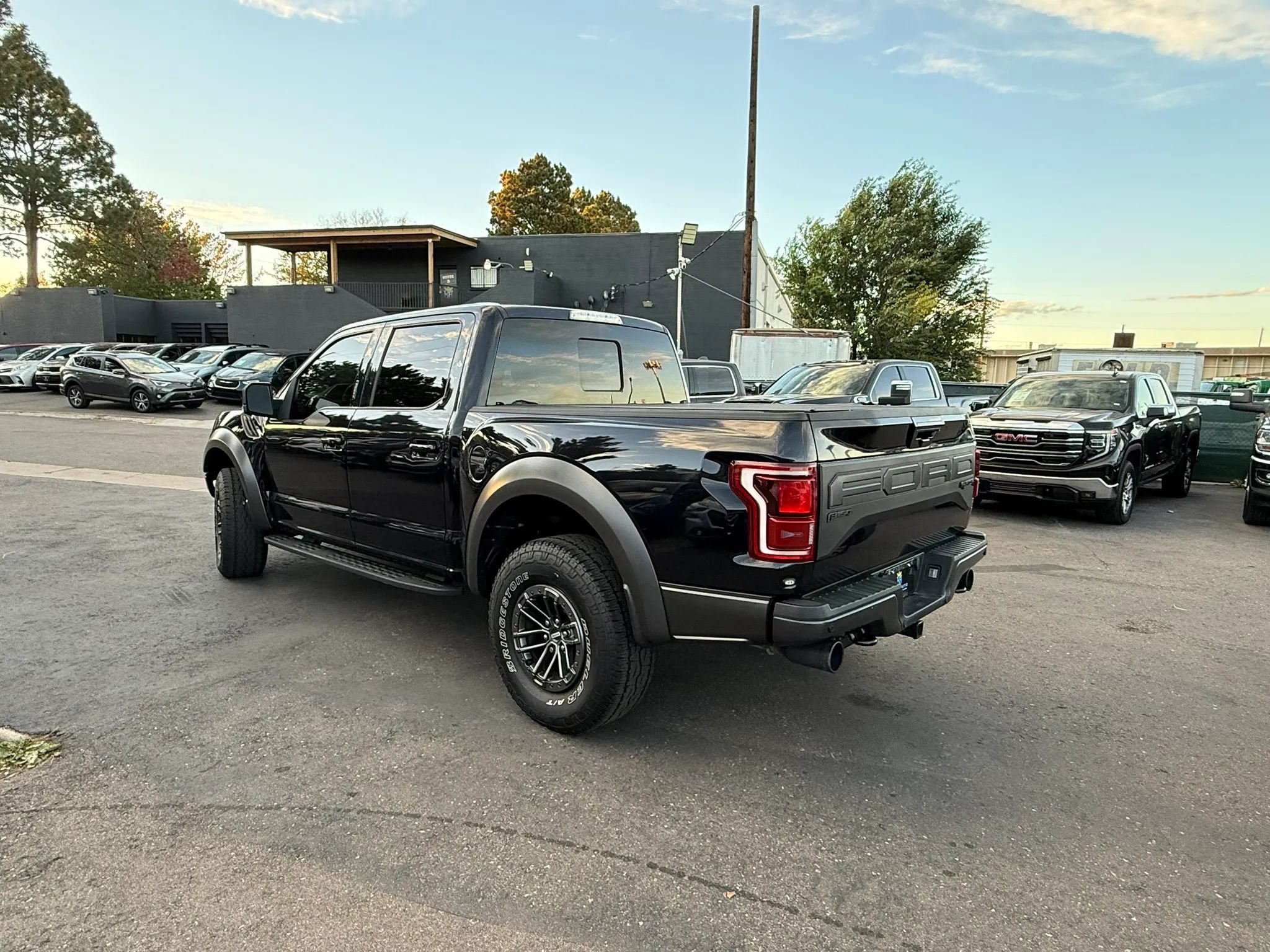 Used 2019 Ford F150 Raptor w/ Equipment Group 802A Luxury AWD/4WD image 4