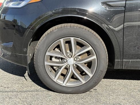 New 2025 Land Rover Discovery Sport S image 10