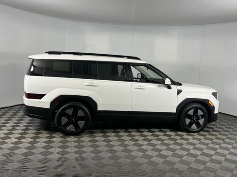 Used 2025 Hyundai Santa Fe SEL image 5