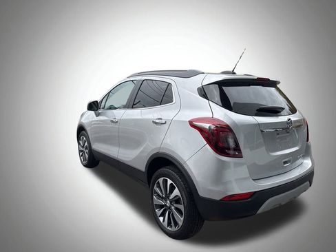 Used 2022 Buick Encore Preferred w/ Safety Package image 3
