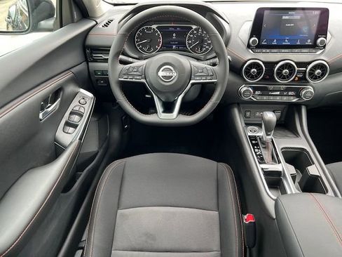 New 2025 Nissan Sentra SR w/ Midnight Edition image 22