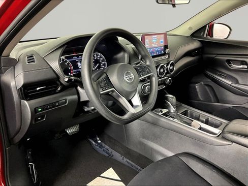 Certified 2023 Nissan Sentra SV FWD image 17