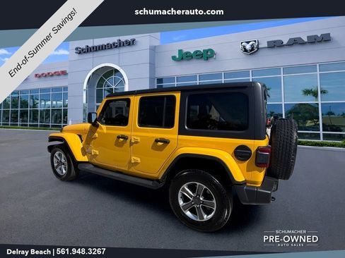 Used 2021 Jeep Wrangler Unlimited Sahara AWD/4WD image 5