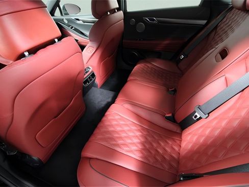 Used 2024 Genesis G80 2.5T w/ Sport Prestige Package image 11