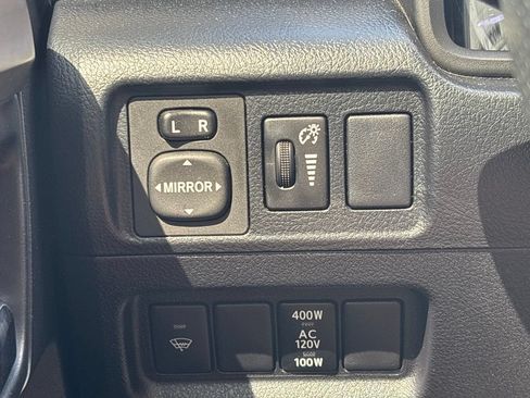 Used 2019 Toyota 4Runner SR5 Premium RWD image 23