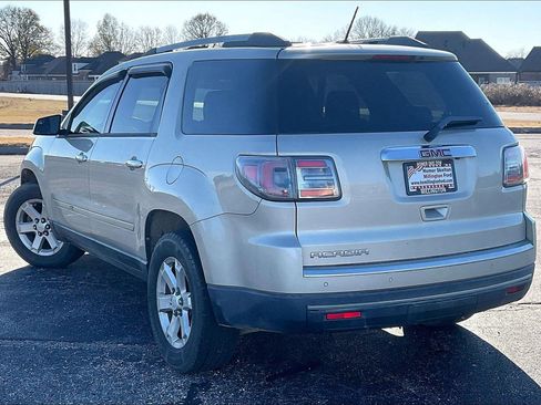 Used 2013 GMC Acadia SLE image 3