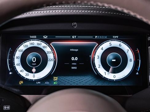Used 2024 Aston Martin DB12 Coupe RWD image 27