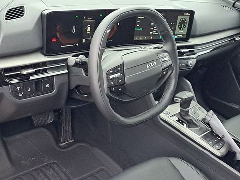 New 2026 Kia Sportage X-Line w/ X-Line Premium Package image 8