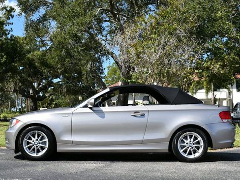 Used 2011 BMW 128i Convertible image 35