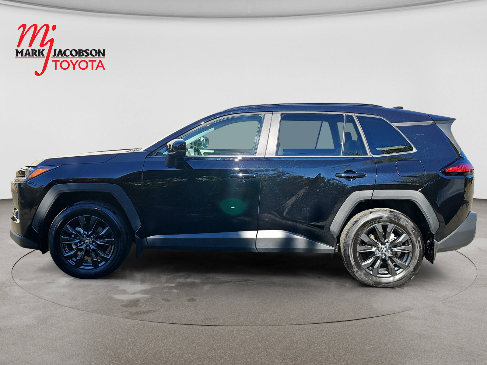 Used 2026 Toyota RAV4 XLE Premium AWD/4WD image 15