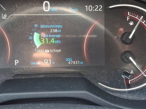Used 2025 Toyota RAV4 LE AWD/4WD image 20