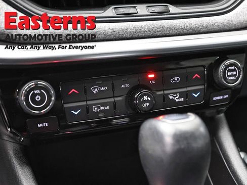 Used 2022 Jeep Compass Latitude w/ Convenience Group AWD/4WD image 20