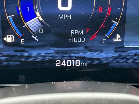 Used 2025 Chevrolet Tahoe Z71 image 16