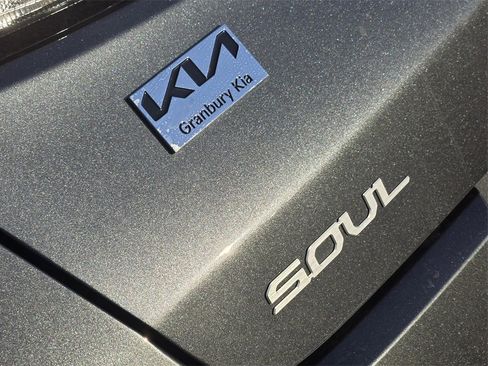 Certified 2023 Kia Soul S image 8