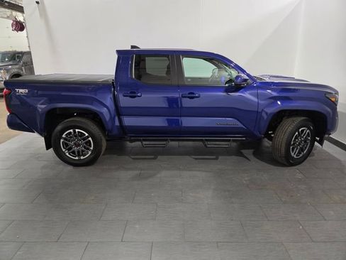 Used 2024 Toyota Tacoma TRD Sport image 6