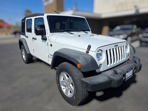 Used 2018 Jeep Wrangler Unlimited Sport S image 22