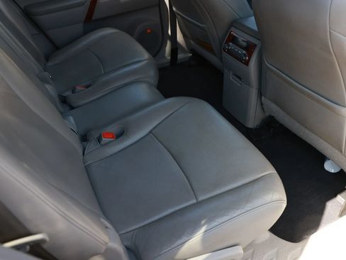 Used 2013 Toyota Highlander Limited AWD/4WD image 24