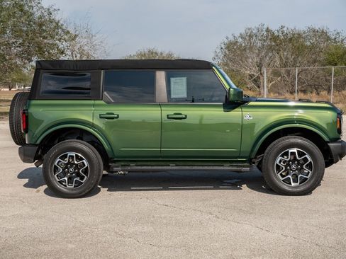 Used 2023 Ford Bronco Outer Banks image 8