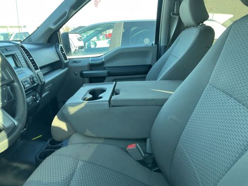 Used 2018 Ford F150 XLT w/ XTR Package image 24