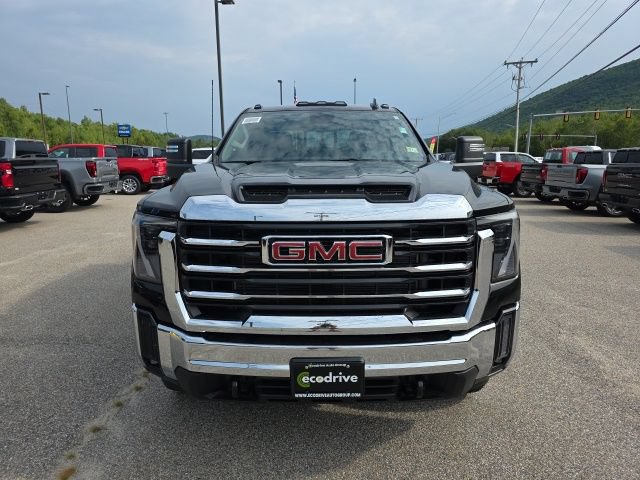 New 2026 GMC Sierra 3500 SLE w/ SLE Value Package AWD/4WD image 2