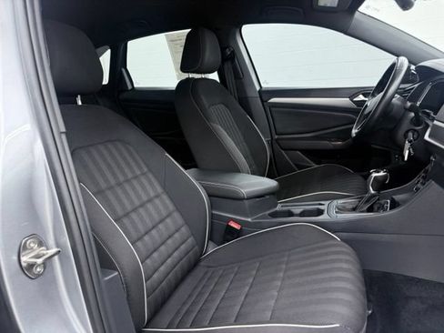 Used 2024 Volkswagen Jetta Sport FWD image 17