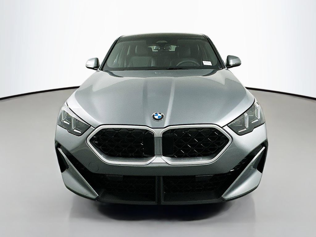 Used 2026 BMW X2 xDrive28i w/ Convenience Package AWD/4WD image 2