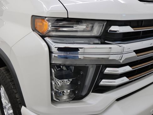 Used 2021 Chevrolet Silverado 2500 High Country w/ Z71 Off-Road Package image 27