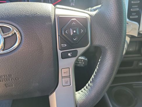 Used 2021 Toyota 4Runner SR5 Premium image 28