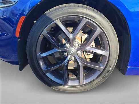 Used 2020 Dodge Charger SXT w/ Blacktop Package image 24