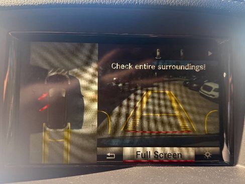 Used 2014 Mercedes-Benz GL 550 4MATIC image 33