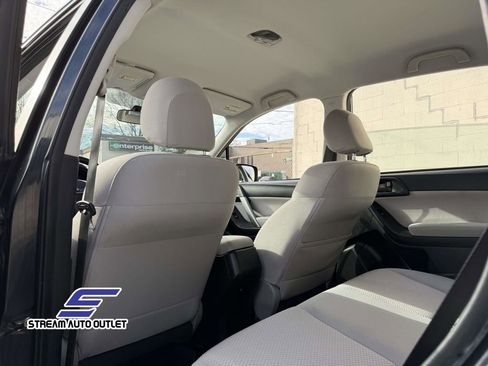 Used 2014 Subaru Forester 2.5i image 25