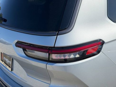 New 2026 Jeep Grand Cherokee L 4WD image 6