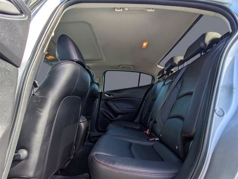 Used 2015 MAZDA MAZDA3 i Grand Touring image 12