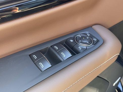 New 2026 Chevrolet Tahoe High Country w/ Sun And Tow Package image 17