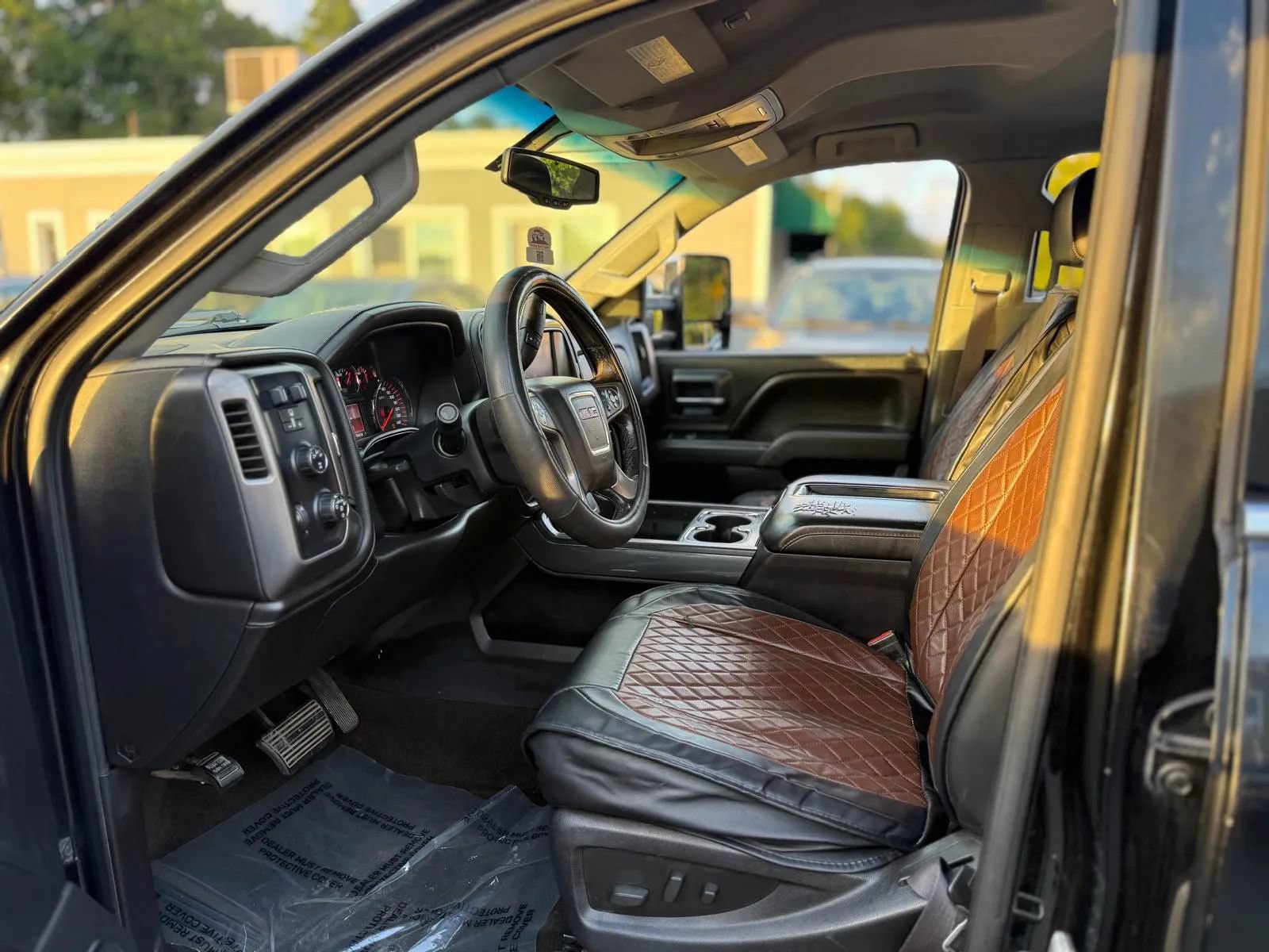 Used 2015 GMC Sierra 2500 SLE AWD/4WD image 10