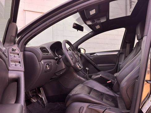 Used 2013 Volkswagen Golf R 4-Door image 10