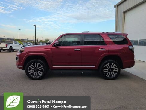 Used 2018 Toyota 4Runner Limited w/ Convenience Package AWD/4WD image 6