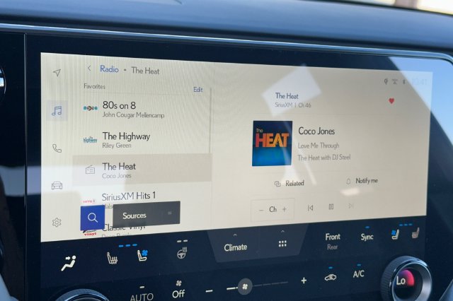 New 2026 Lexus RX 450h AWD w/ Convenience Package image 16