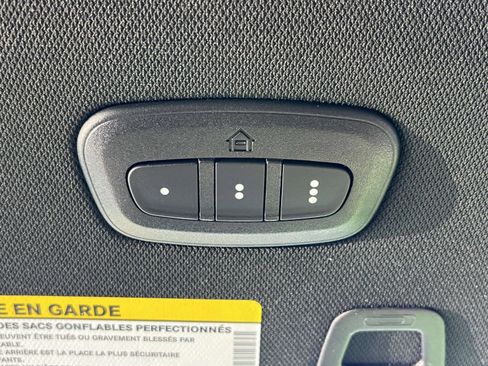 Used 2025 Jeep Grand Cherokee Limited image 43