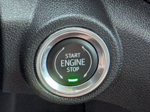 Used 2021 Chevrolet TrailBlazer LT w/ Convenience Package FWD image 28