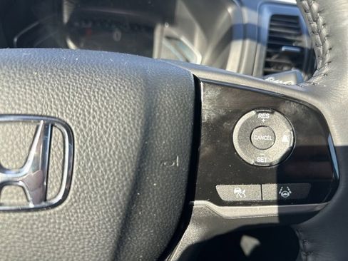 Used 2024 Honda Odyssey Touring image 11