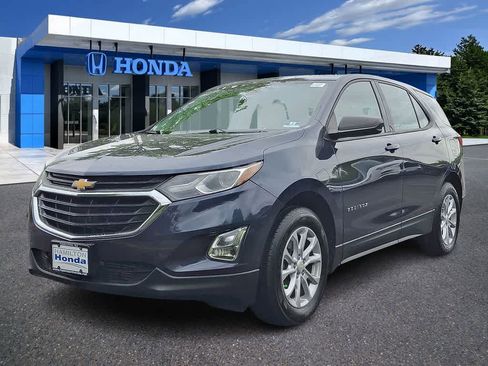 Used 2019 Chevrolet Equinox LS w/ LPO, Floor Liner Package AWD/4WD image 1
