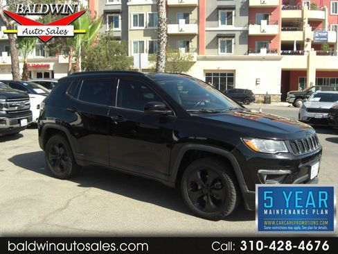Used 2021 Jeep Compass Latitude w/ Sun and Sound Group AWD/4WD image 1