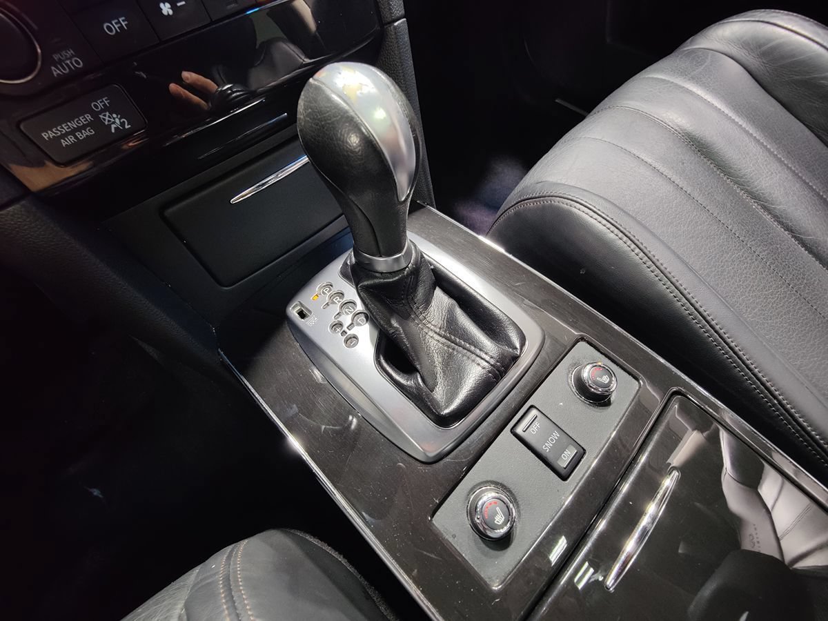 Used 2013 INFINITI FX37 AWD w/ Premium Pkg image 31
