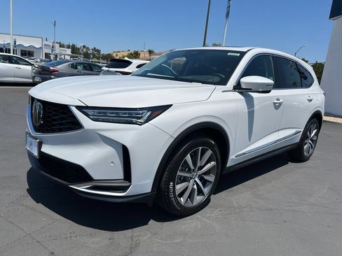 Used 2026 Acura MDX FWD w/ Technology Package image 3