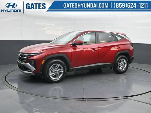 Used 2026 Hyundai Tucson SE AWD/4WD image 7