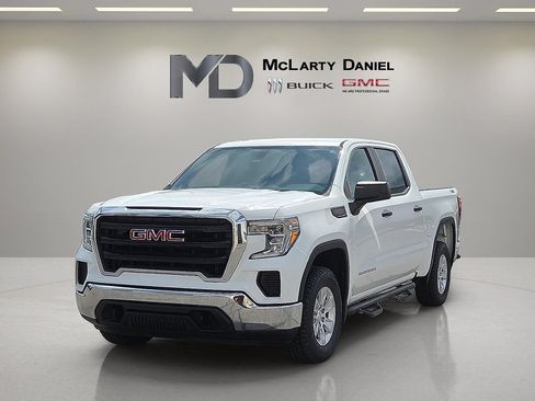 Used 2020 GMC Sierra 1500 4x4 Crew Cab w/ Sierra Value Package image 3